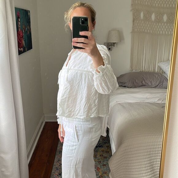 Treasure & Bond Long Sleeve Eyelet Lace Button Front Shirt Size Medium Ivory - Picture 5 of 10